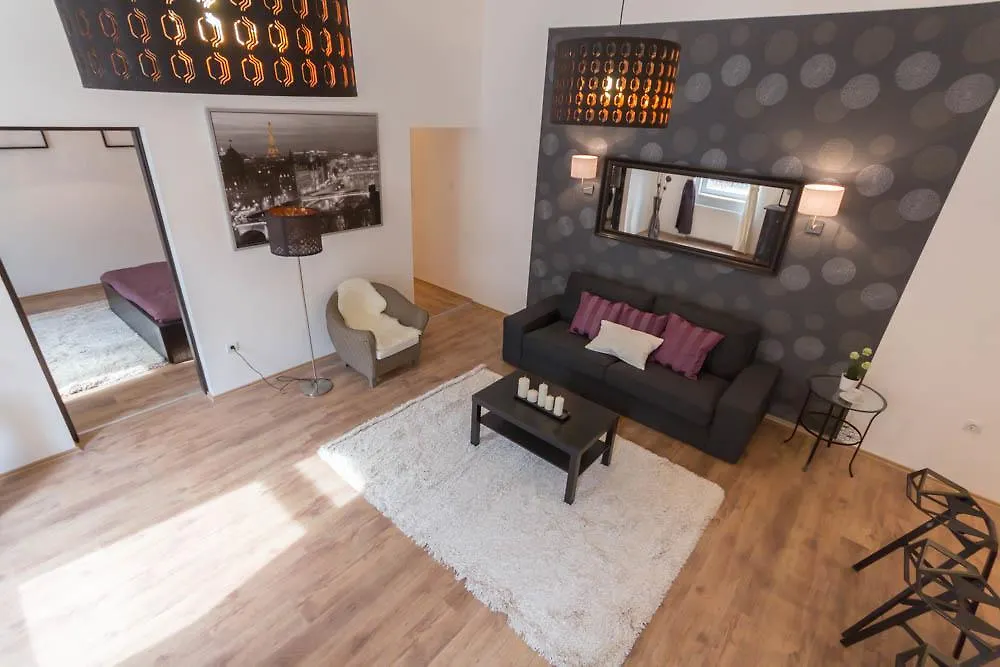 Luxury Apartment by Hi5-Városház Suite Budapest
